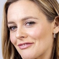 Alicia Silverstone Nude