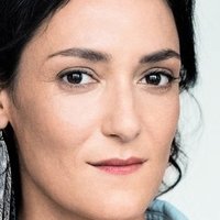 Neshe Demir Nude