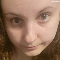 roxinova Nude